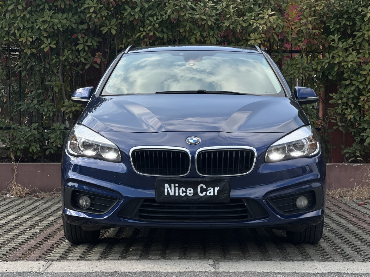 BMW 2 Series Tourer 2016 car image #2