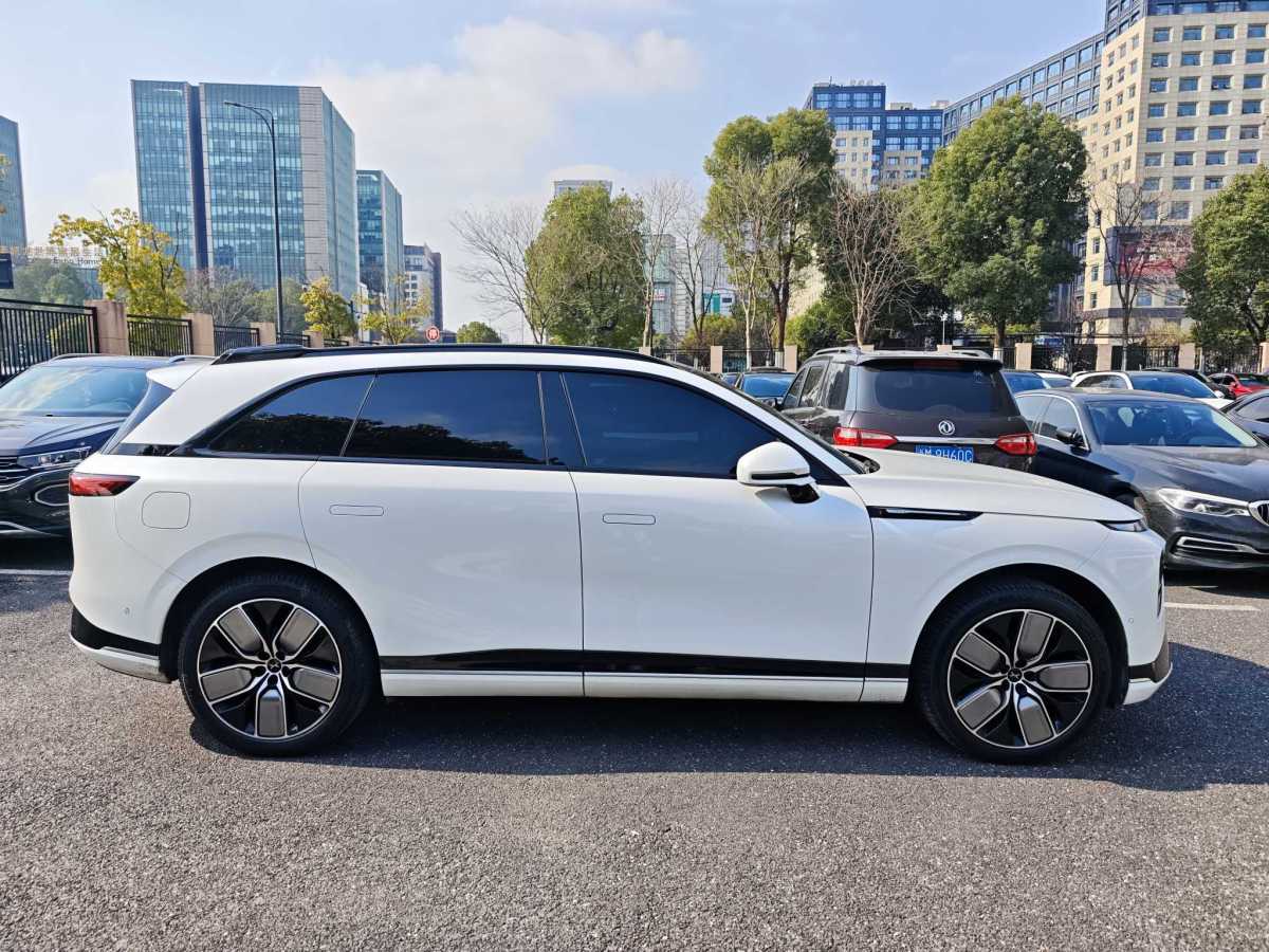 Xpeng G9 2023 immagine di auto #2