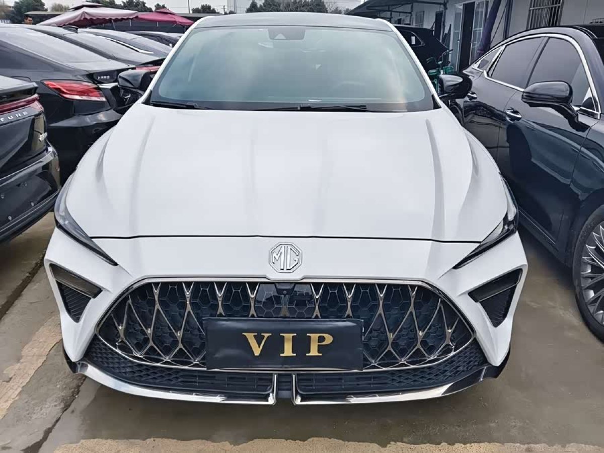 MG 5 Scorpio 2022 car image #2