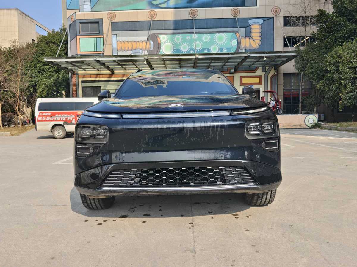 Xpeng G9 2024 immagine di auto #2