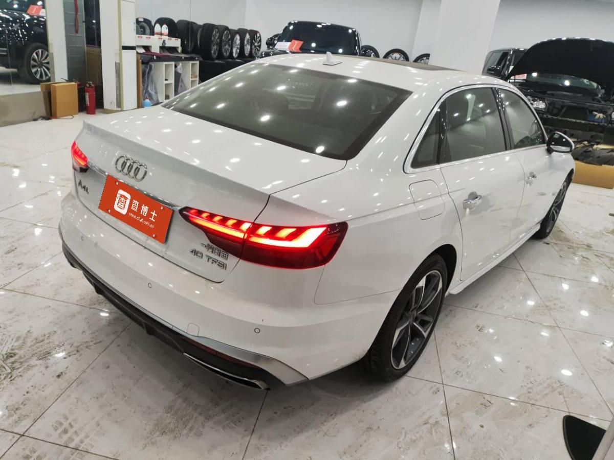 Audi A4L 2021 car image #2