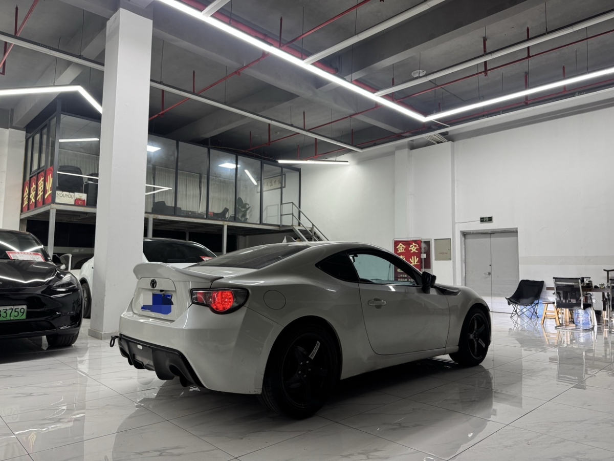 Toyota 86 2014 immagine di auto #2