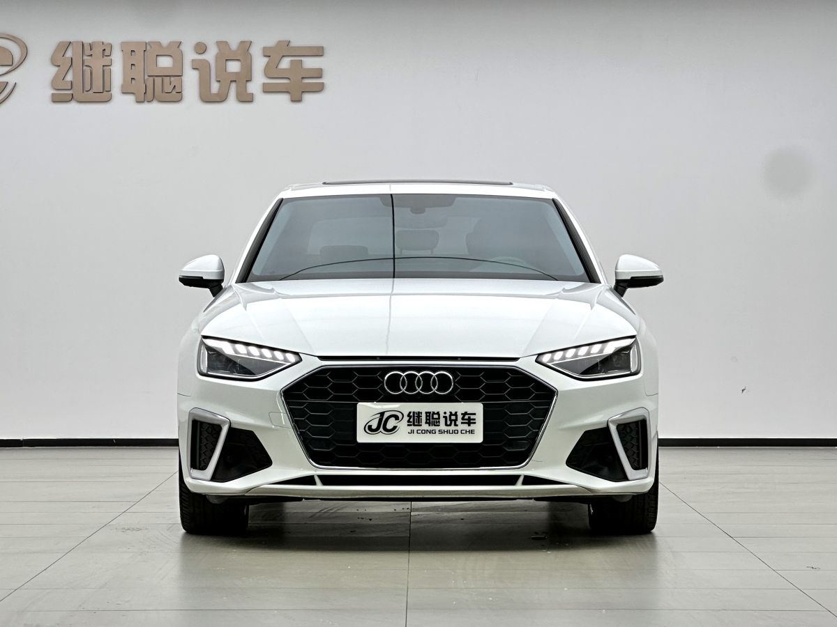 Audi A4L 2022 immagine di auto #2