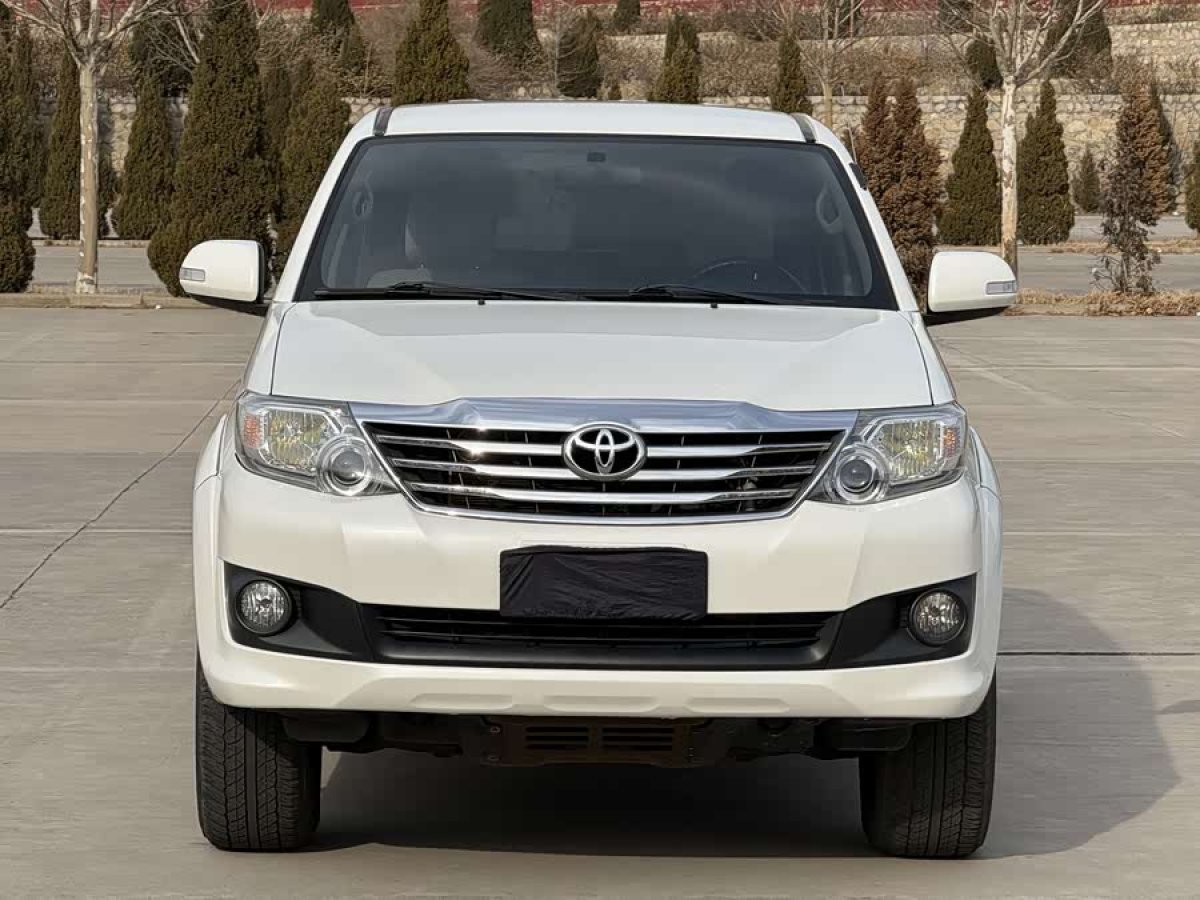 Toyota 2016 #2 Toyota 2016 car image #2