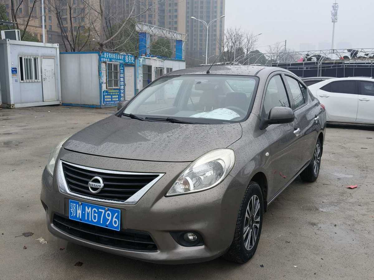 Nissan Sunny 2013 immagine di auto #2