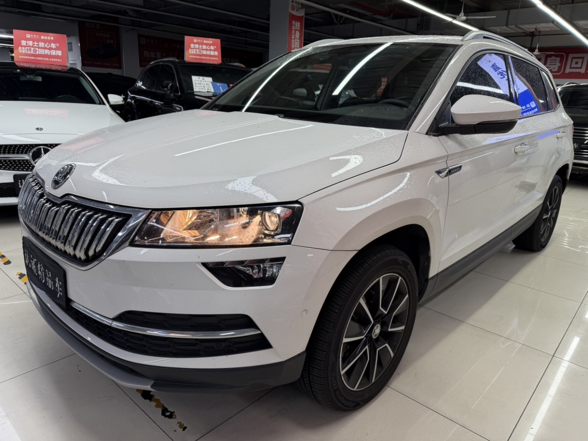 Skoda Karoq 2019 изображение автомобиля #2