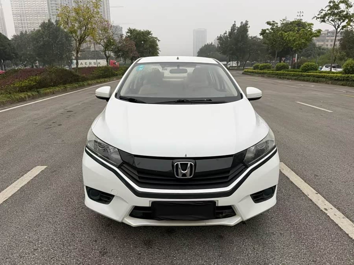 Honda Greiz 2016 #2 Honda Greiz 2016 صورة سيارة #2
