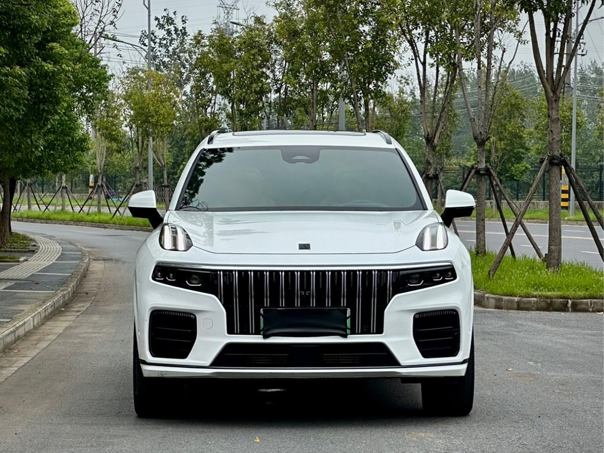 Lynk & Co 09 EM-P 2022 #2 Lynk & Co 09 EM-P 2022 car image #2