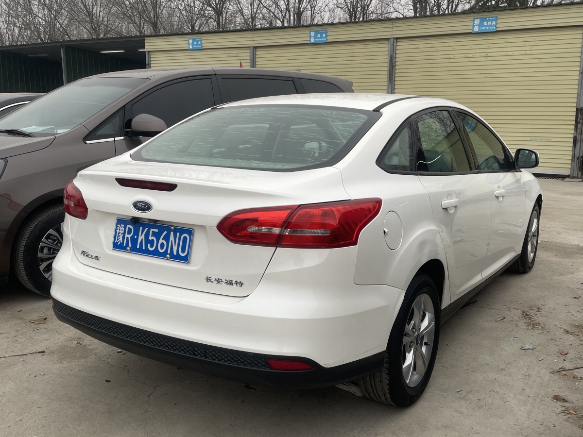 Ford Focus 2018 image de voiture #2