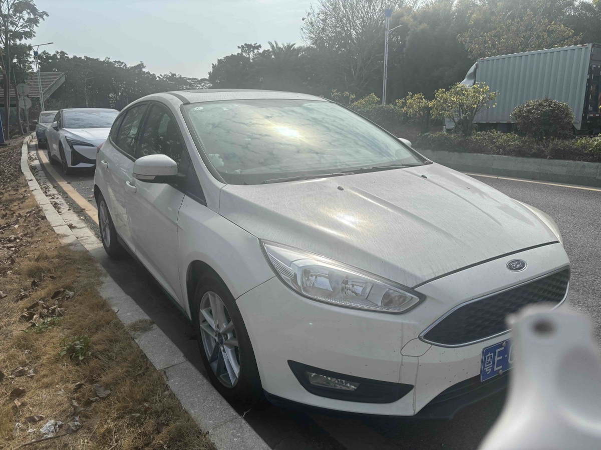 Ford Focus 2017 car image #2