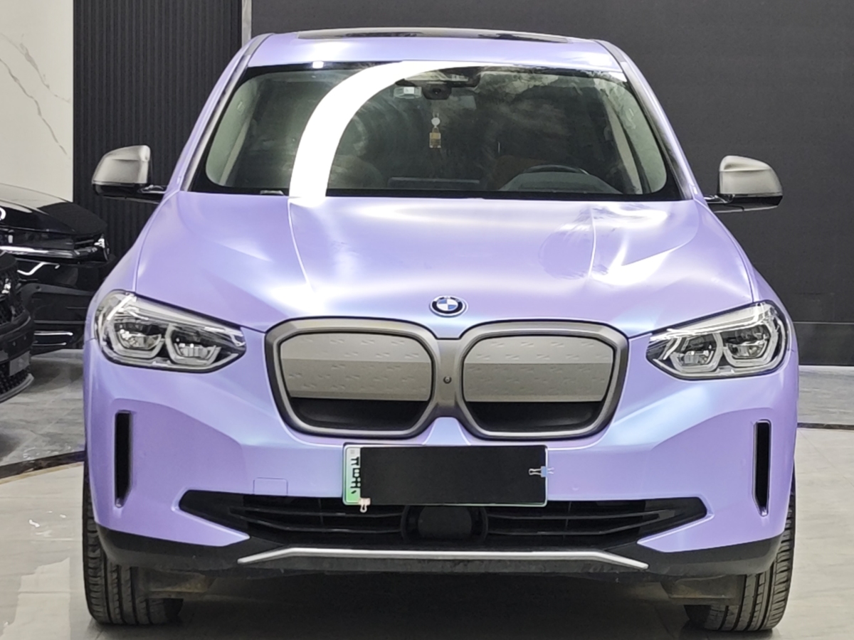 BMW iX3 2021 car image #2