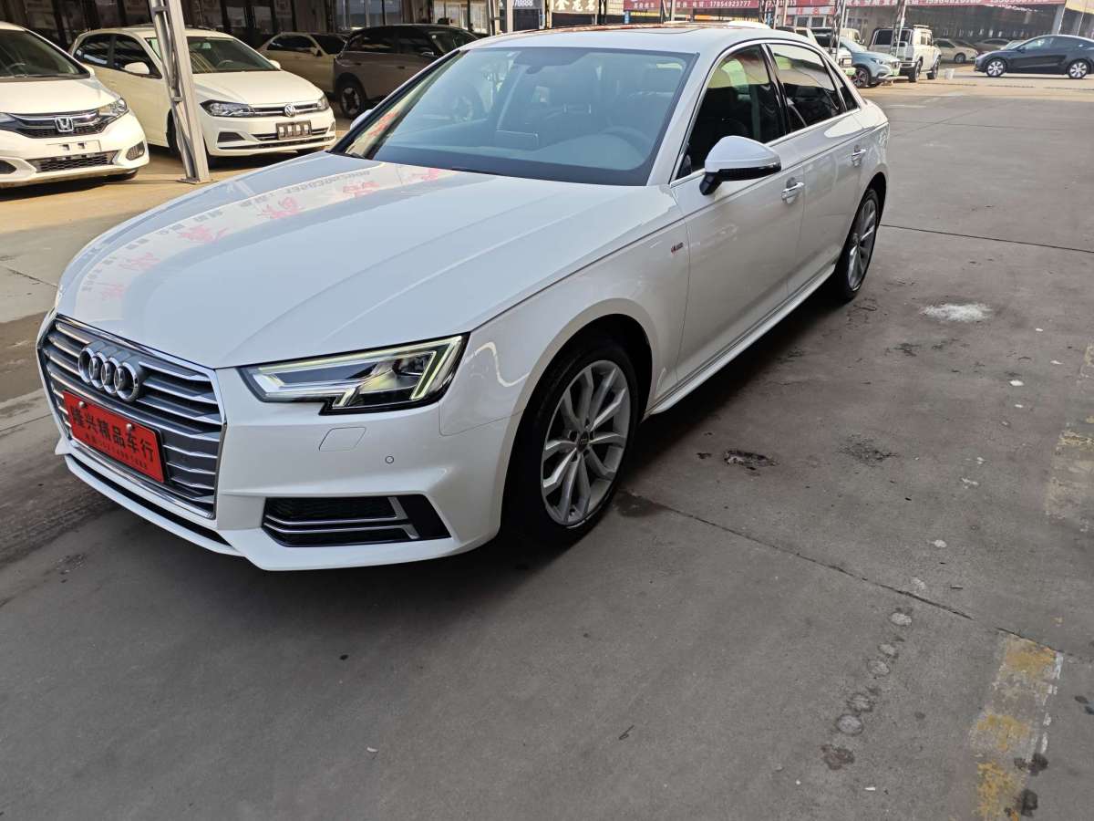 Audi A4L 2018 car image #2