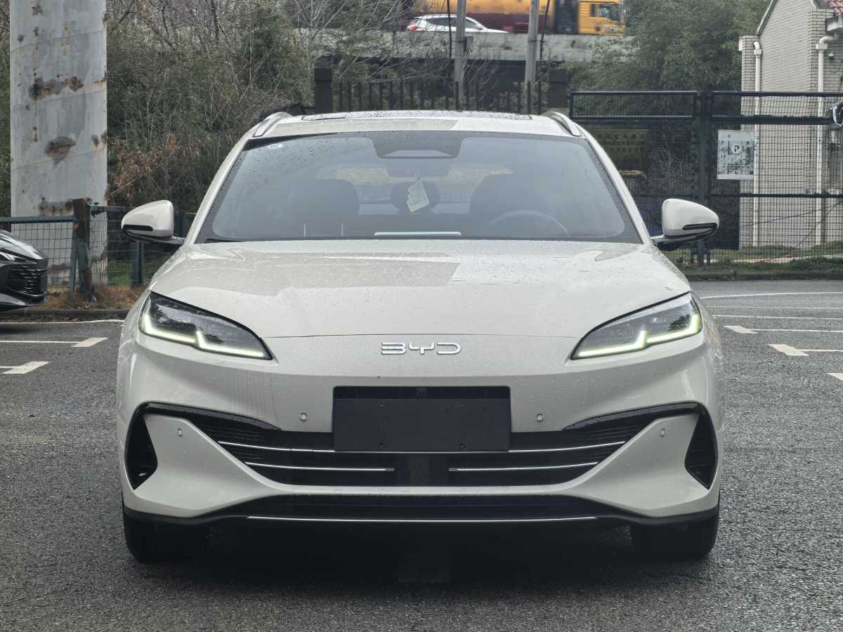 BYD Seal 06 DM-i 2025 immagine di auto #2