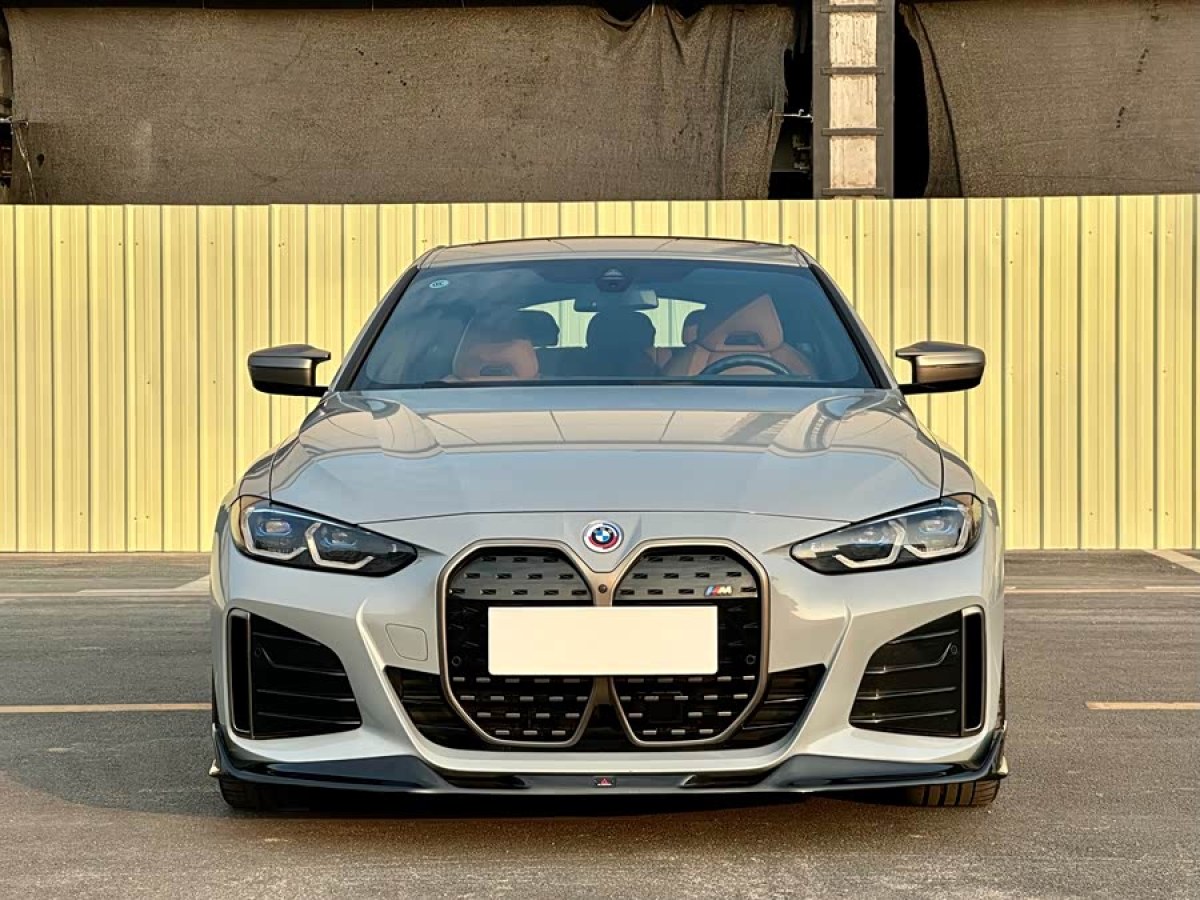 BMW i4 M50 2023 car image #2