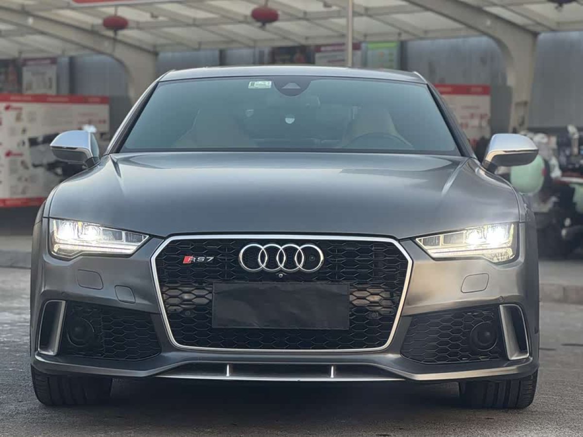 Audi RS 7 2019 imagem de carro #2