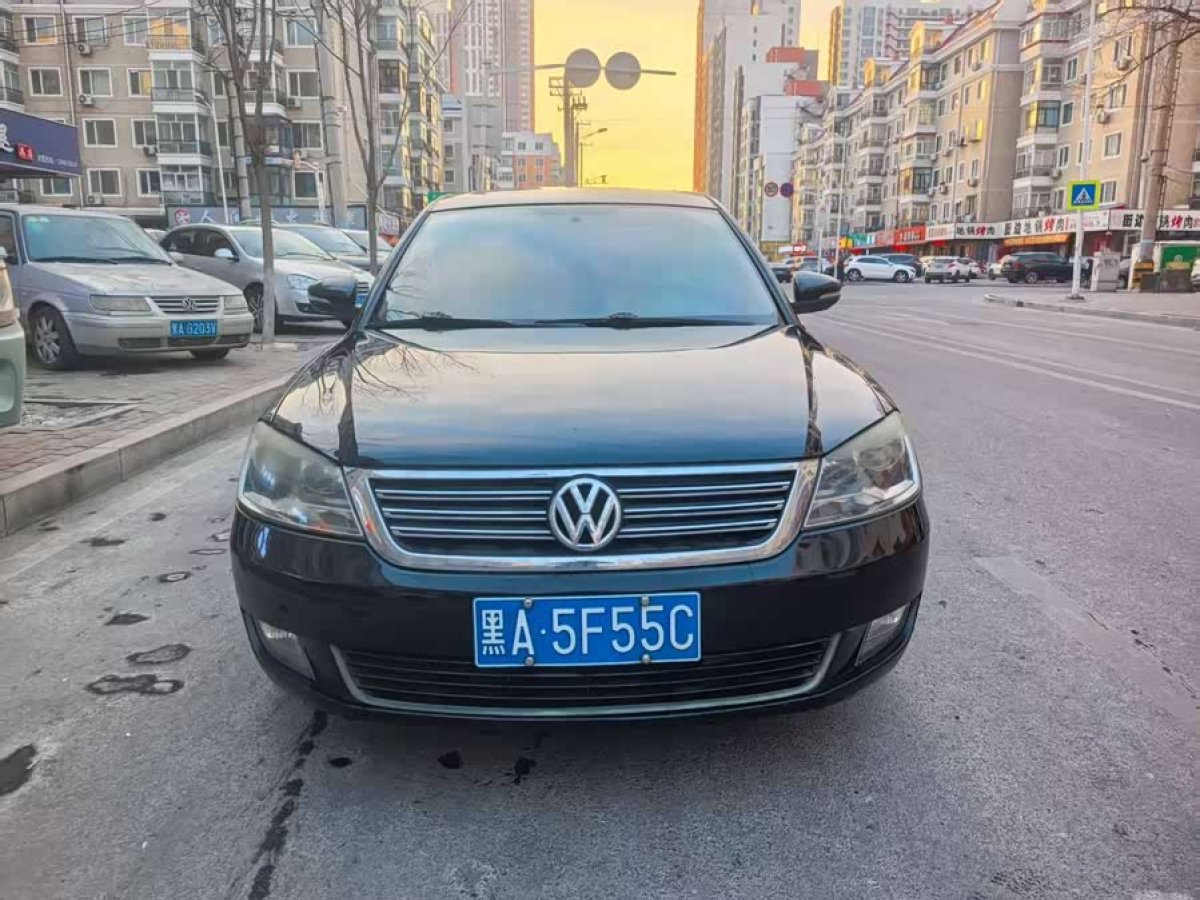 Volkswagen Passat Lingyu 2010 car image #2