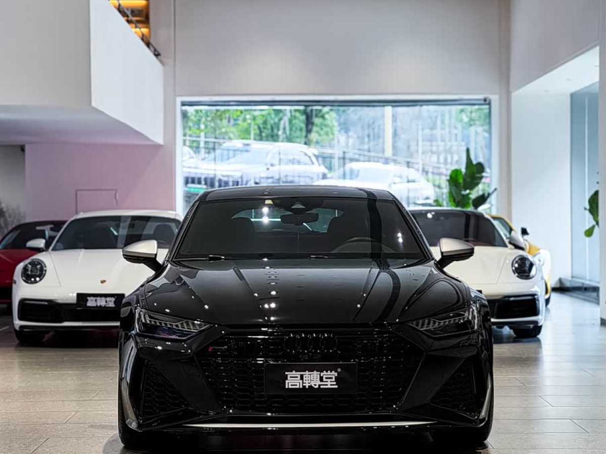 Audi 2021 car image #2