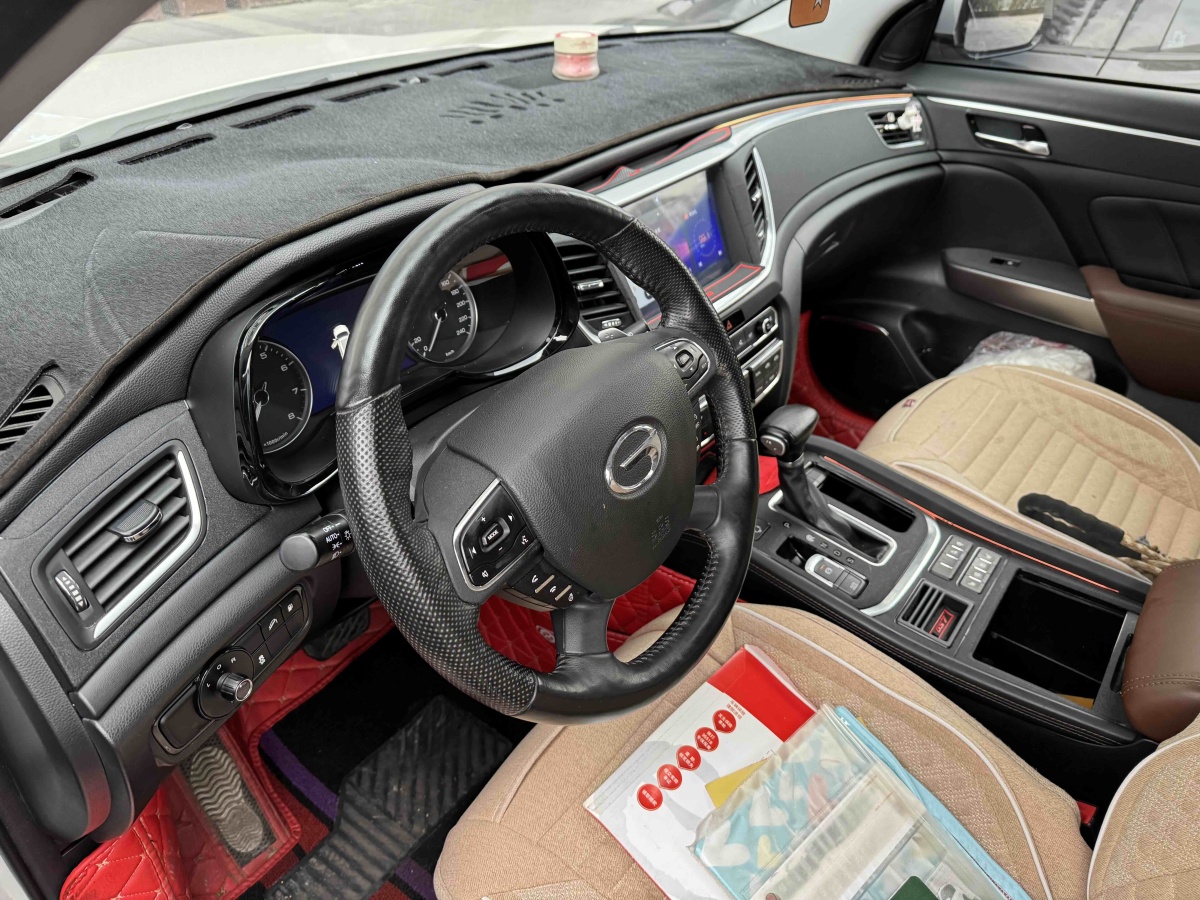 GAC Trumpchi GS7 2017 car image #2