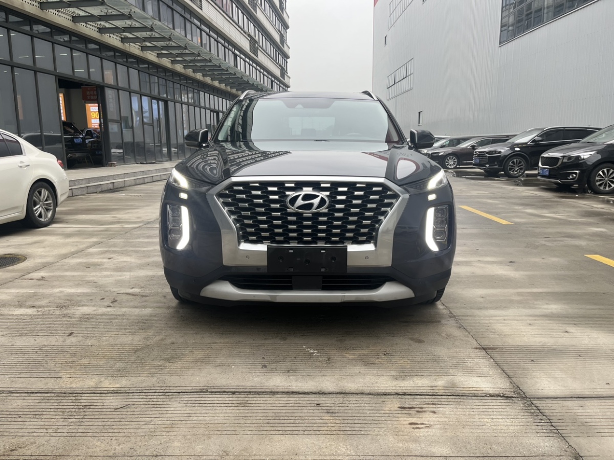 Hyundai Palisade 2021 car image #2