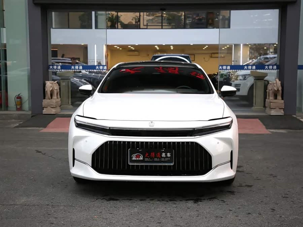 Toyota Crown 2024 #2 Toyota Crown 2024 imagen de coche #2