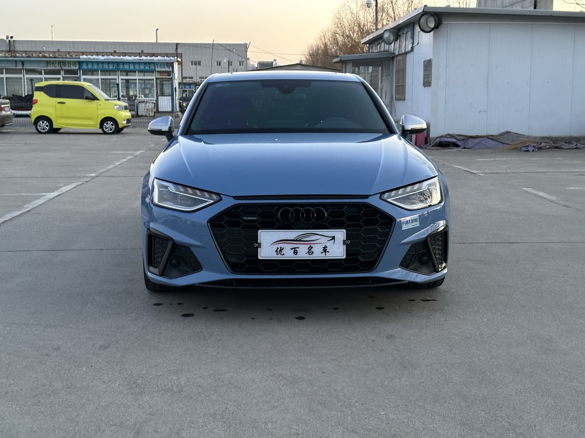 Audi A4L 2022 car image #2