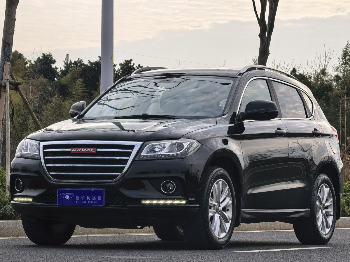 Haval H2 2015 #2 Haval H2 2015 car image #2