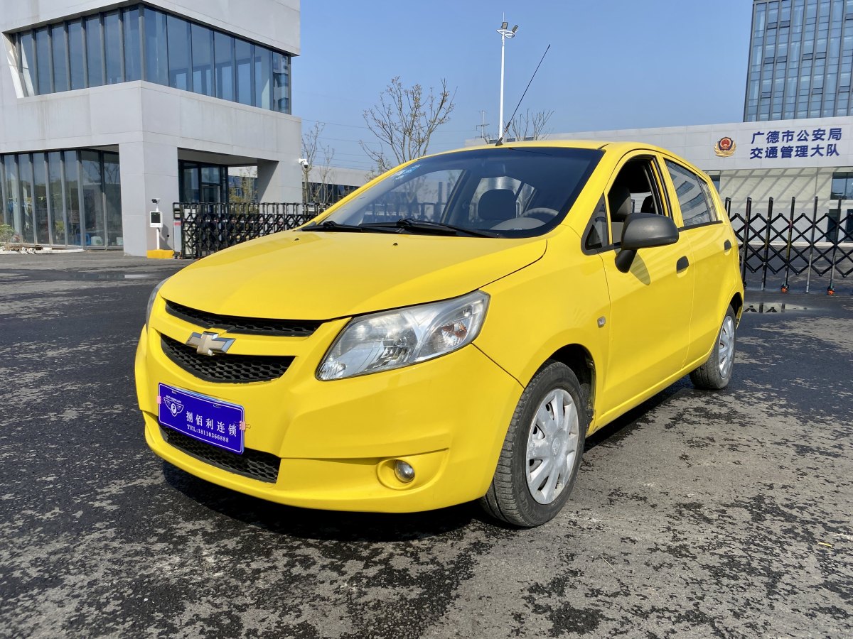 Chevrolet Sail 2011 immagine di auto #2