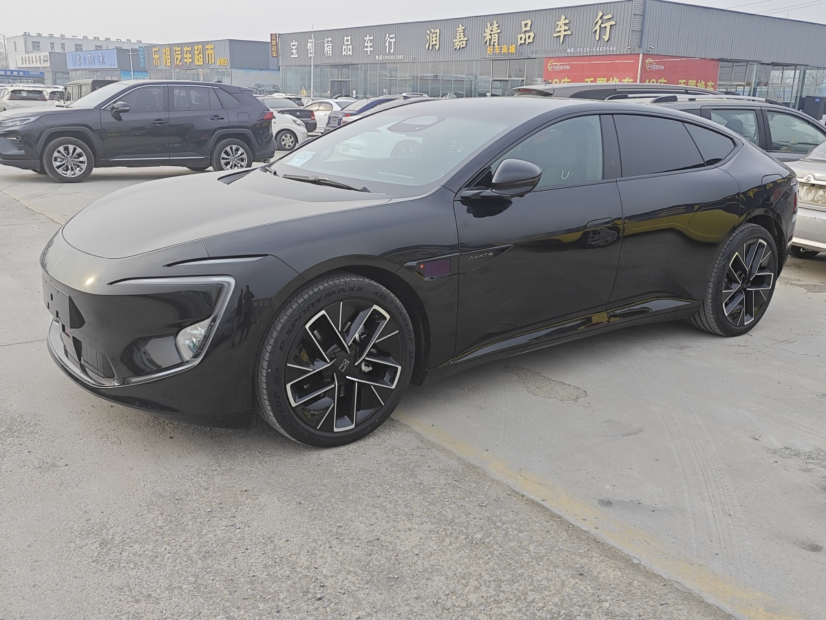 Avatr 12 2025 car image #2