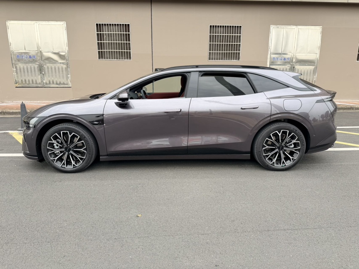 极氪 极氪007GT 2025 汽车图片 #2