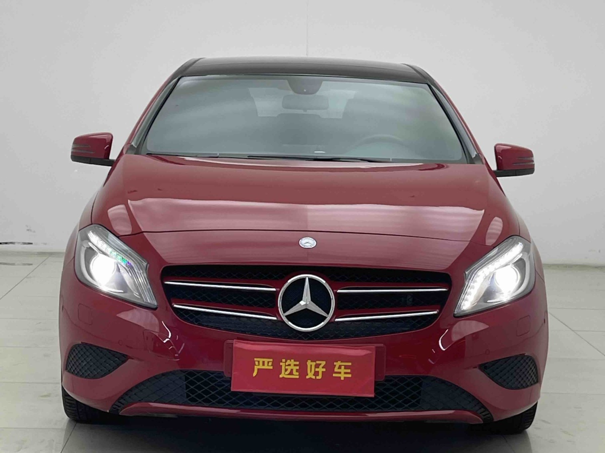 Mercedes-Benz A Class (Imported) 2015 imagem de carro #2