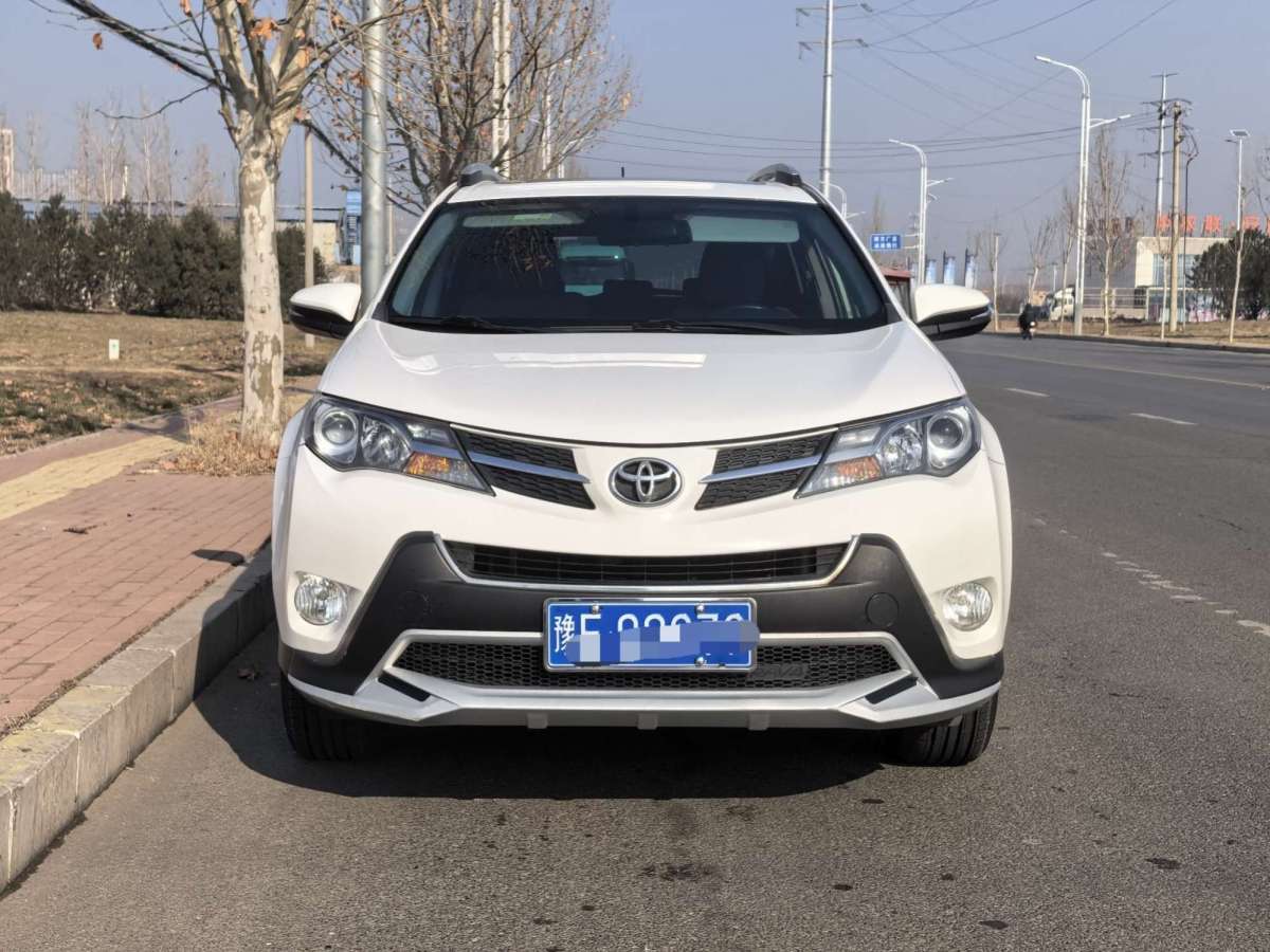 Toyota RAV4 2014 #2 Toyota RAV4 2014 car image #2