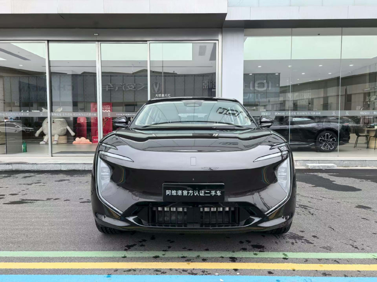 Avatr 07 2025 car image #2