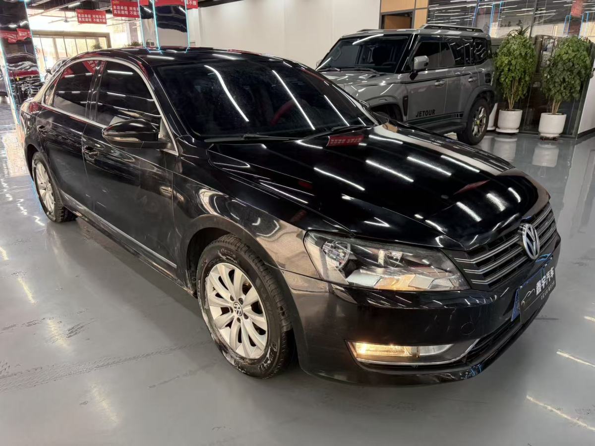 Volkswagen Passat 2013 car image #2