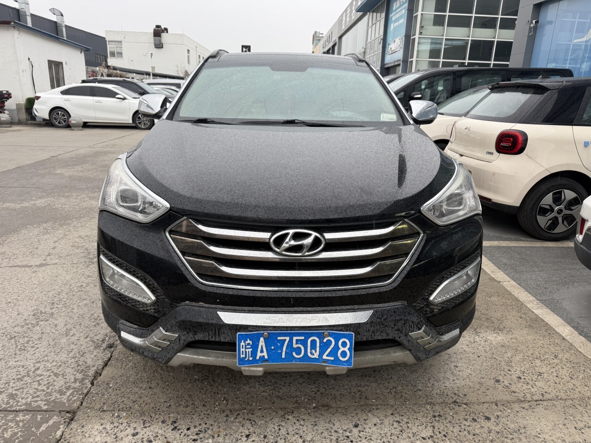 Hyundai Santa Fe 2015 #2 Hyundai Santa Fe 2015 car image #2