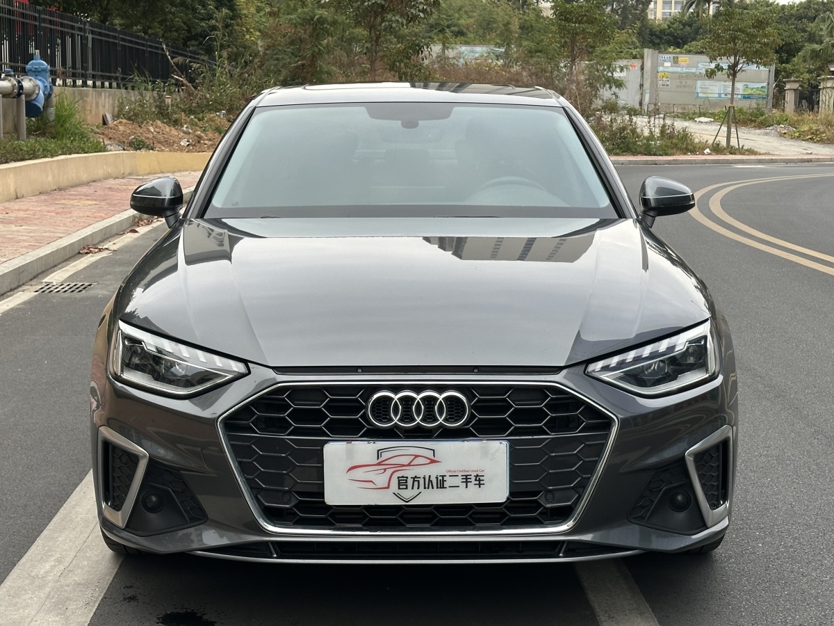 Audi A4L 2020 car image #2