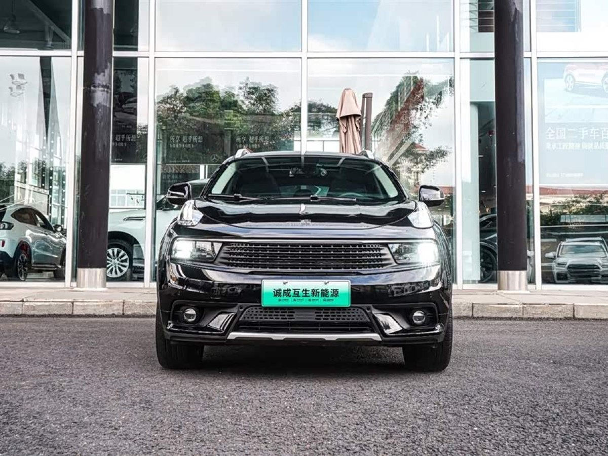 Lynk & Co 01 EM-P 2020 car image #2