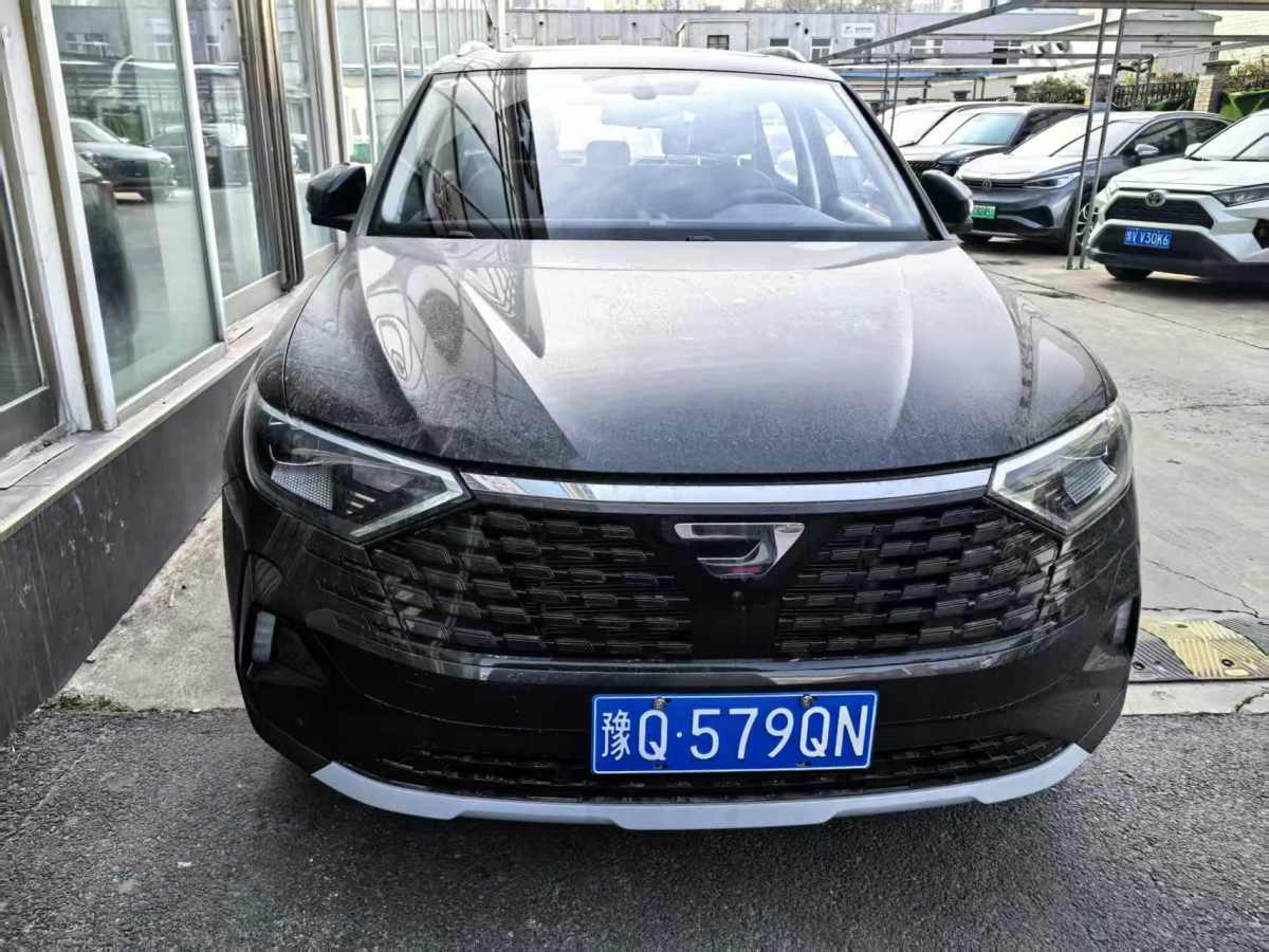 Jetta VS7 2025 car image #2