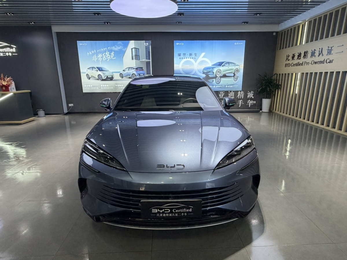 BYD Seal 07 DM-i 2025 car image #2