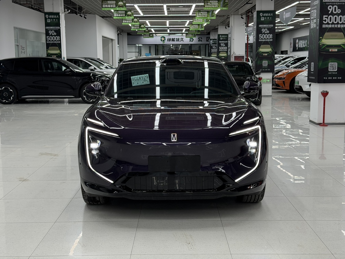 Avatr 07 2025 car image #2