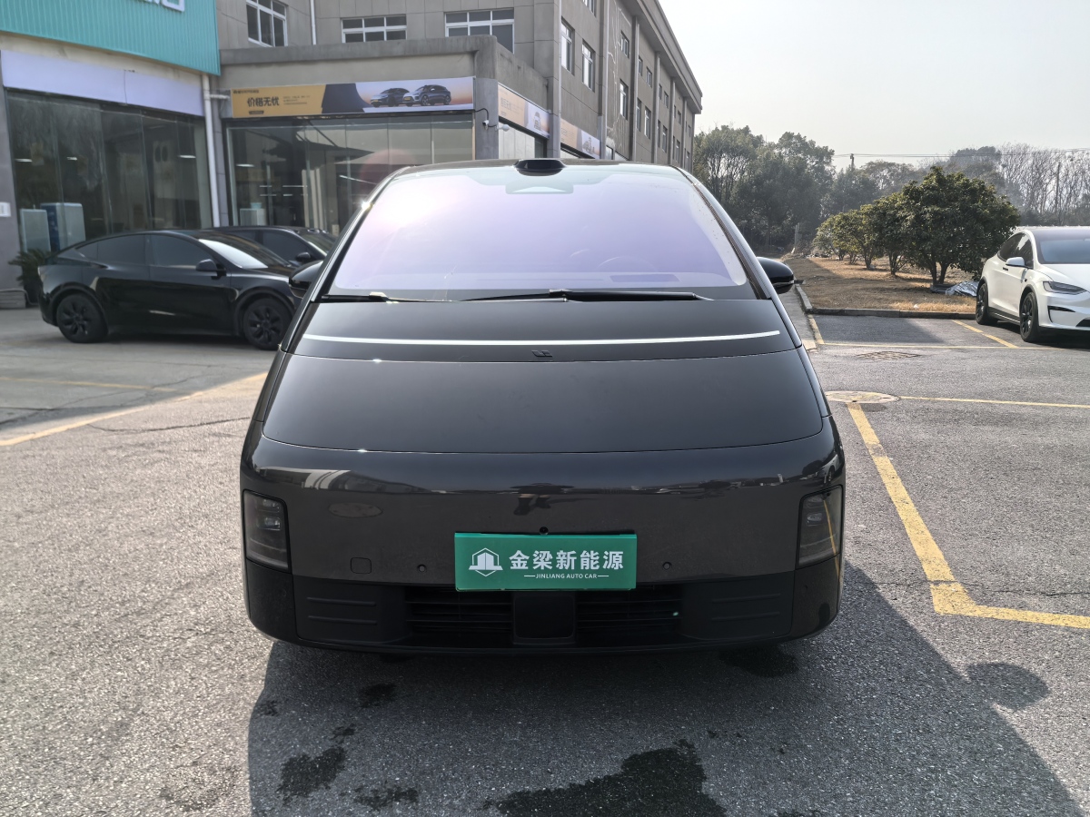 理想汽车 理想MEGA 2025 汽车图片 #2