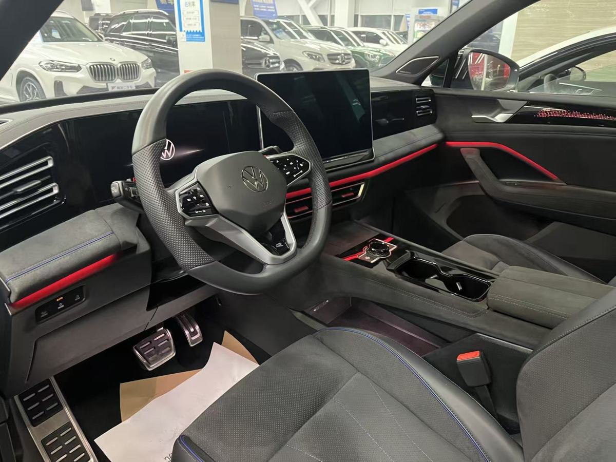 Volkswagen Tiguan L 2024 imagem de carro #2