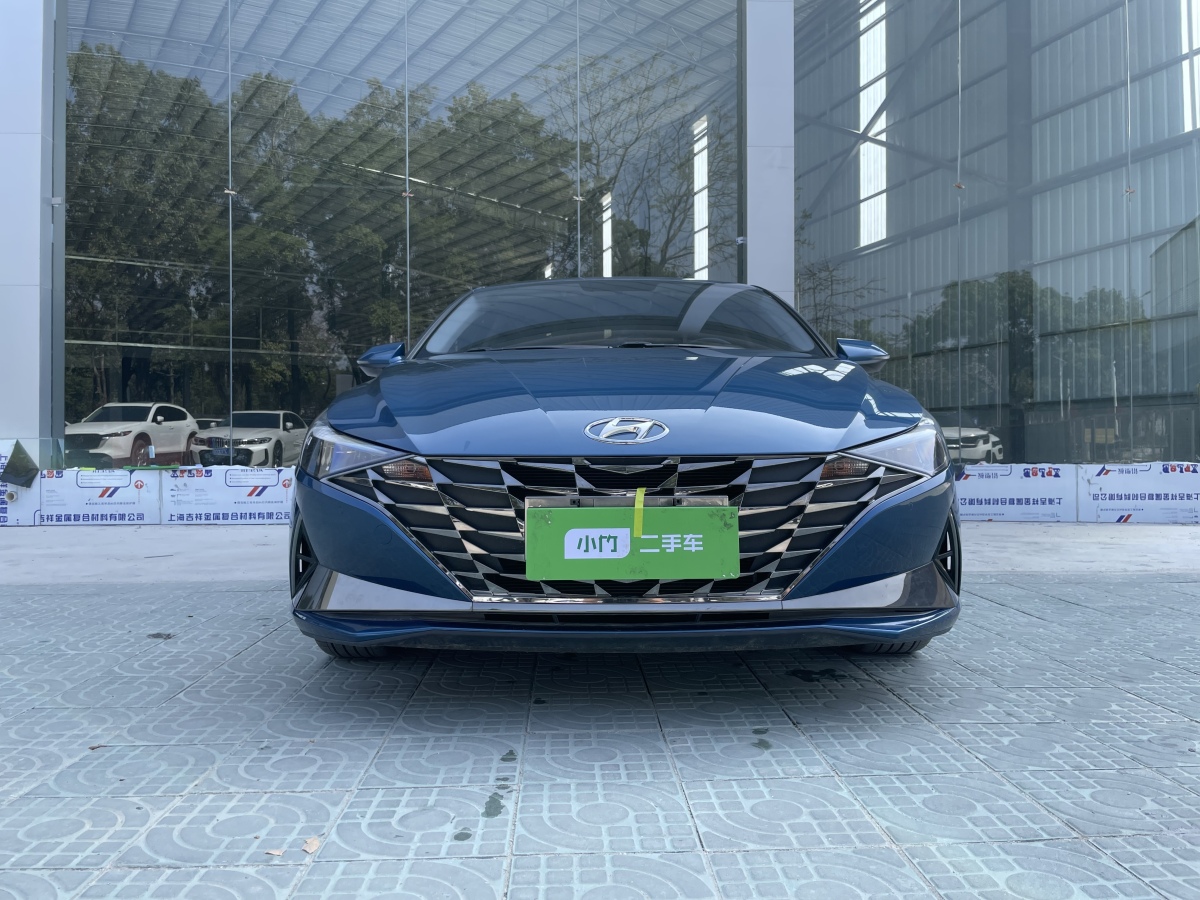 Hyundai Elantra 2023 car image #2