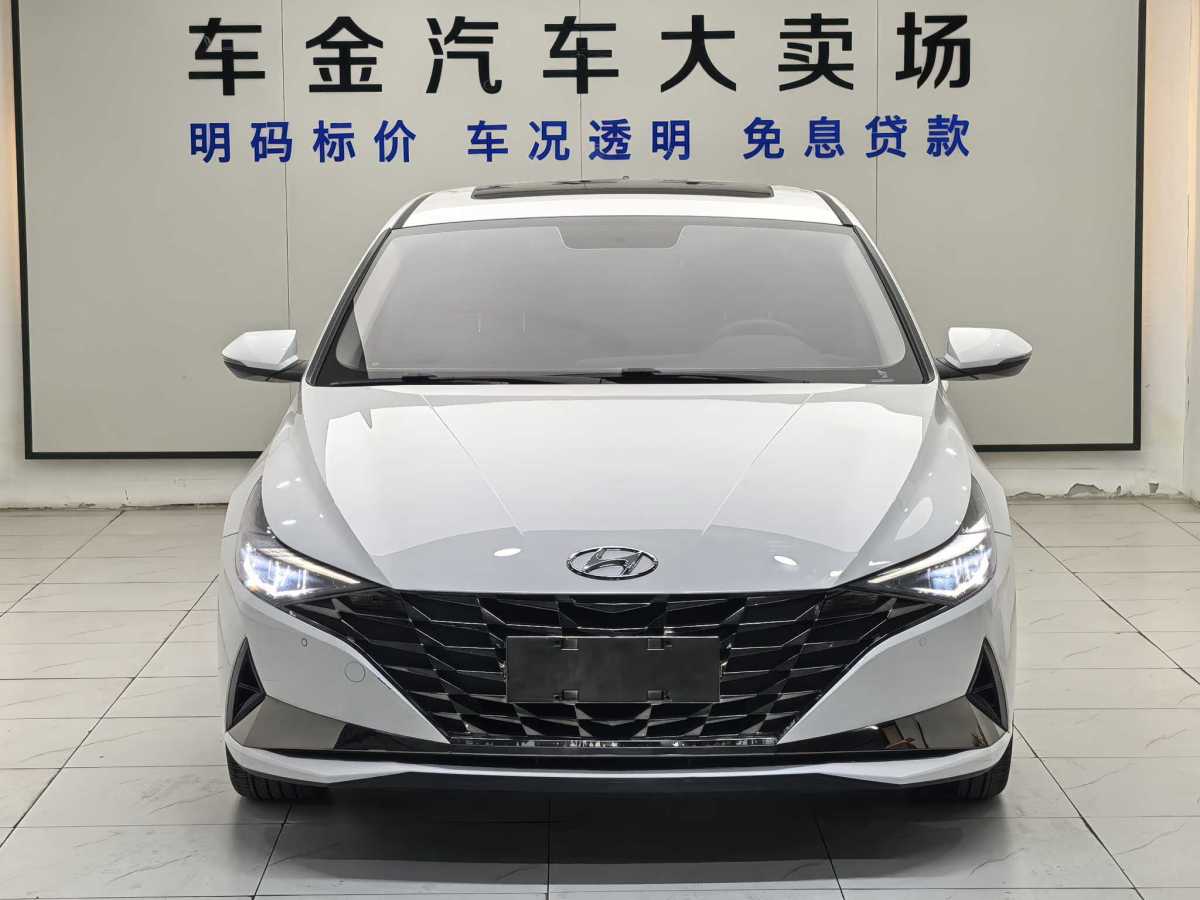 Hyundai Elantra 2023 car image #2