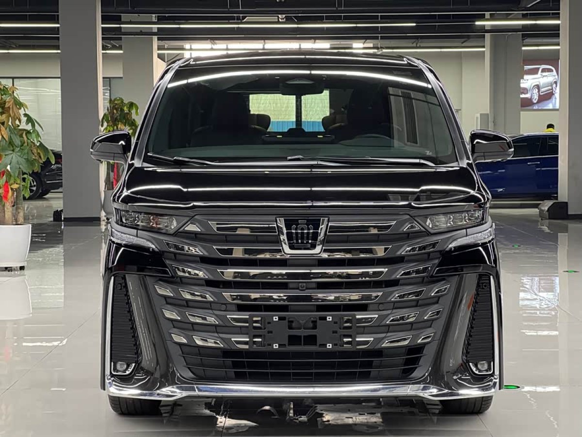 Toyota Vellfire 2025 #2 Toyota Vellfire 2025 immagine di auto #2