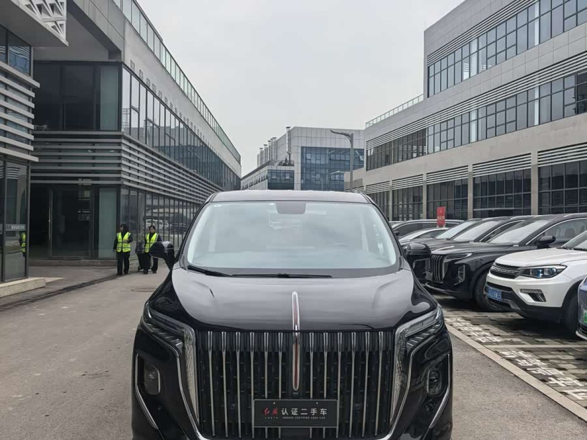 HongQi HQ9 PHEV 2024 #2 HongQi HQ9 PHEV 2024 car image #2