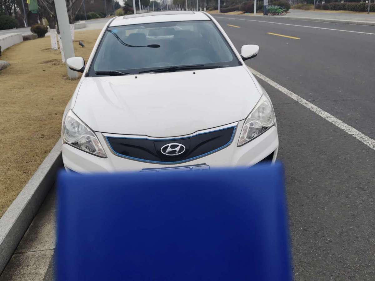 Hyundai Elantra EV 2019 car image #2