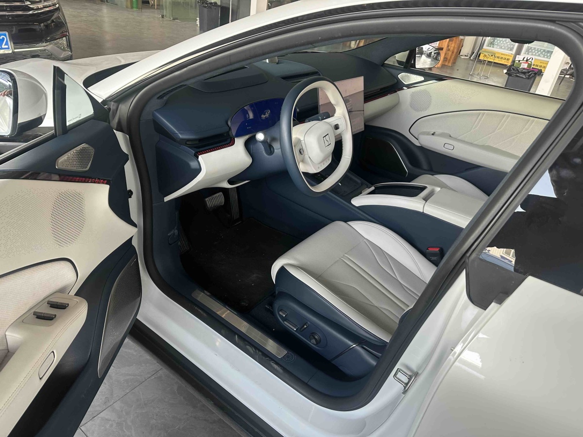 Zeekr 007 2023 صورة سيارة #2