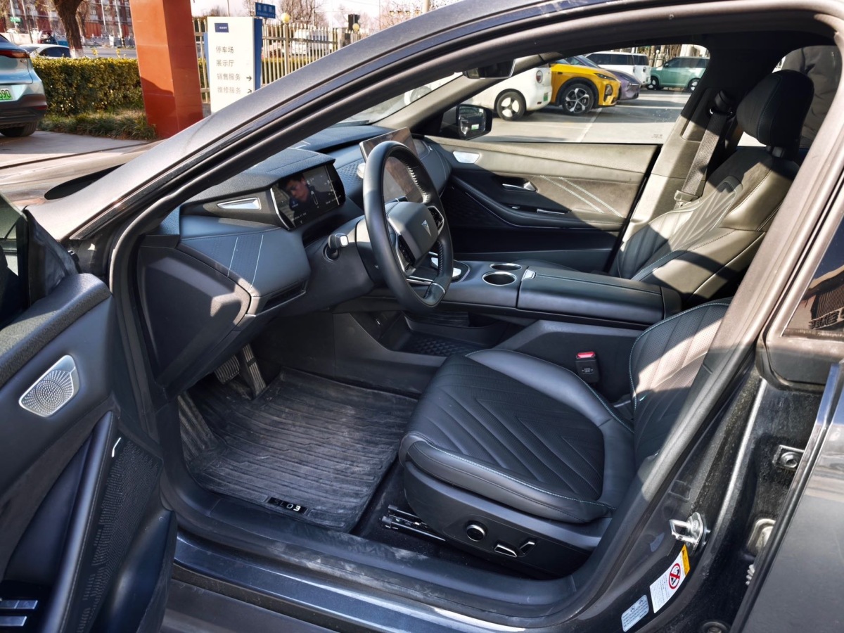 Deepal SL03 2023 car image #2