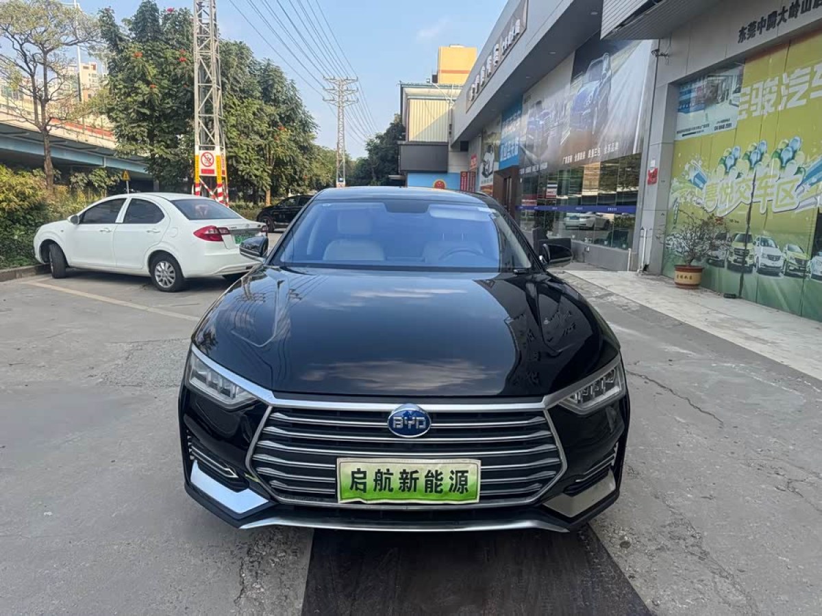 BYD e9 2021 #2 BYD e9 2021 car image #2