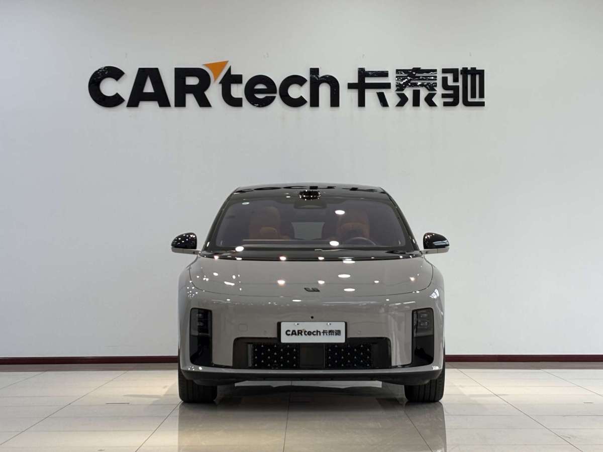 Li i8 2025 изображение автомобиля #2